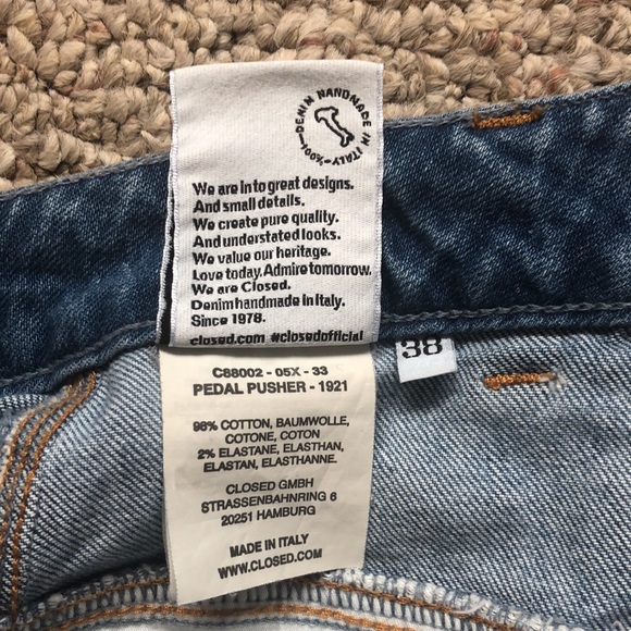 Closed Pedal Pusher Jeans - Picture 8 of 9